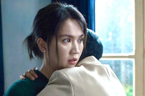 Phim 16+ của Ngọc Trinh vấp tranh cãi