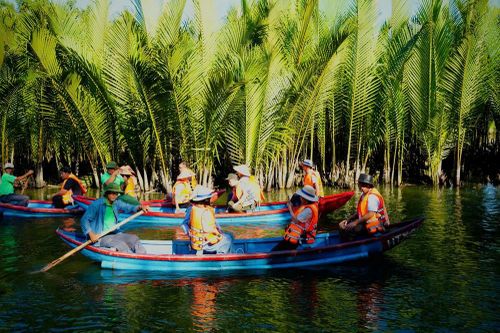 Đoàn công tác tỉnh Attapeu tham quan mô hình du lịch cộng đồng tại Quảng Ngãi