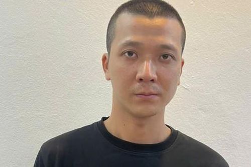 Bắt giữ đối tượng dùng dao đe dọa hai vợ chồng tại bến chờ xe buýt