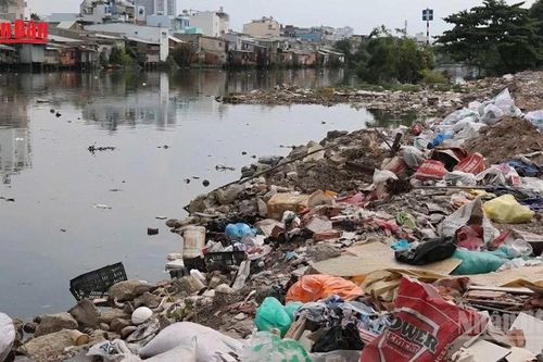 [Video] TP Hồ Chí Minh tăng tốc di dời nhà ven kênh, rạch