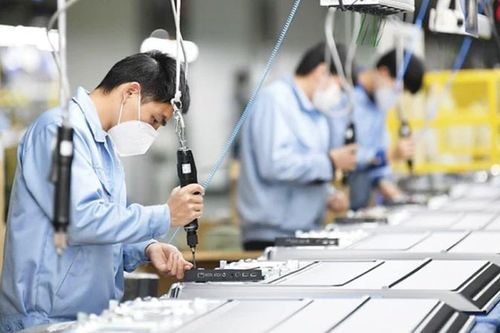 Thể chế hóa các Nghị quyết của Bộ Chính trị để hỗ trợ doanh nghiệp nhỏ và vừa