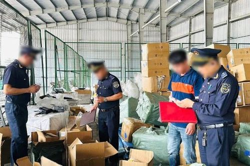 Hải quan phát hiện gần 15.000 sản phẩm mỹ phẩm, thời trang nghi xâm phạm sở hữu trí tuệ