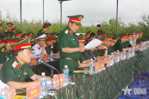 Bộ Tổng Tham mưu khảo sát khu vực thực binh trong diễn tập khu vực phòng thủ tỉnh Hà Tĩnh