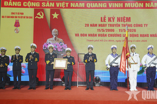 Công ty Cổ phần Đại lý giao nhận vận tải xếp dỡ Tân Cảng đón nhận Huân chương Lao động hạng Nhất