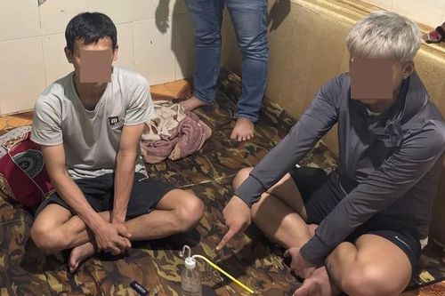 Truy 'con nghiện' lòi… con buôn!