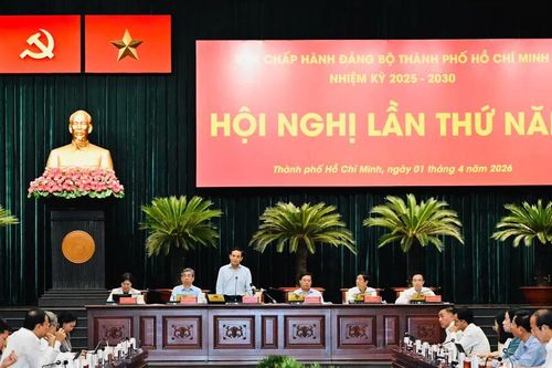 Thành ủy TPHCM ban hành Chỉ thị về thúc đẩy hoàn thành mục tiêu tăng trưởng kinh tế 2 con số