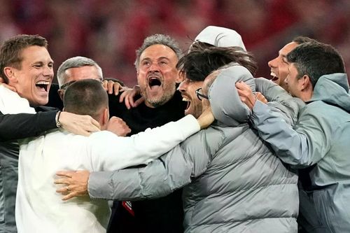 PSG: Từ 'dải ngân hà thất bại' đến cỗ máy hủy diệt châu Âu