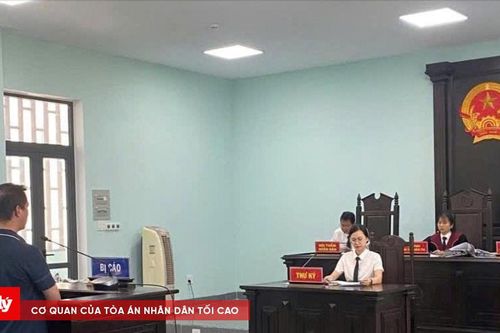 Thiếu tiền trả nợ, quản lý kho mang xe giao hàng đi cầm cố