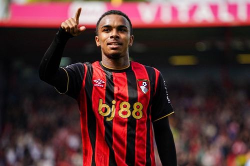 Arsenal và Man City tranh giành tiền đạo trị giá 100 triệu bảng
