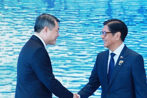 Thủ tướng Lê Minh Hưng và lãnh đạo các nước bắt đầu dự hội nghị cấp cao ASEAN