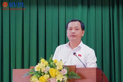 Đại biểu Quốc hội Lê Văn Đông lắng nghe nhiều kiến nghị về tư pháp, dân sinh