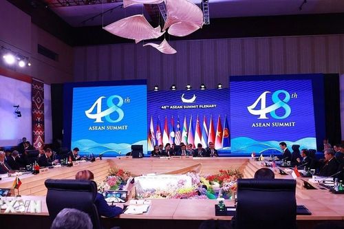 ASEAN thúc đẩy cơ chế chia sẻ nhiên liệu và lưới điện khu vực