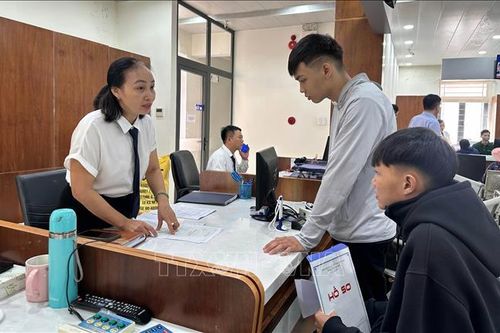 Không để cán bộ yếu cản trở sự phát triển