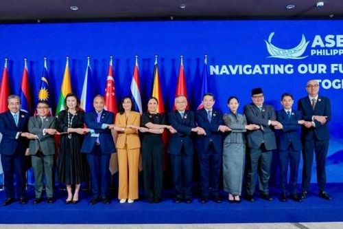 Thứ trưởng Phan Thị Thắng dự Hội nghị Hội đồng Cộng đồng Kinh tế ASEAN lần thứ 27