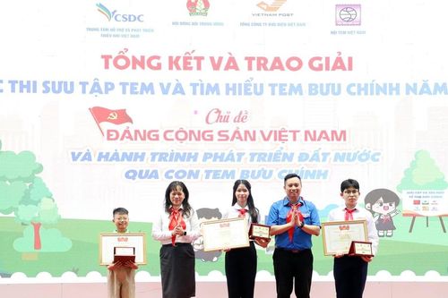 Học sinh Đà Nẵng đoạt giải Nhất cuộc thi sưu tập và tìm hiểu tem bưu chính