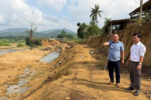 Gấp rút hoàn thiện các tuyến kè chống sạt lở
