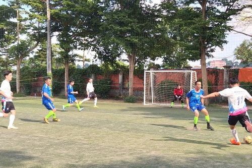 Sôi nổi giải bóng đá nam công nhân, lao động tỉnh Gia Lai