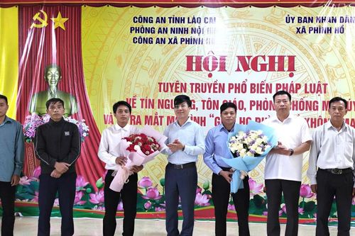 Ra mắt mô hình 'Giáo họ Phình Hồ không ma túy'