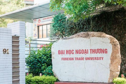 Tuyển sinh 2026: 25 điểm khối D07 nên chọn trường nào ở Hà Nội, TP.HCM?
