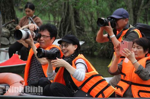 Nhiếp ảnh: 'Tấm danh thiếp' đưa di sản Ninh Bình ra thế giới