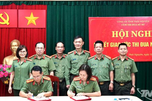 Giữ vững 'thế trận lòng dân' trên mặt trận tư tưởng