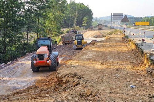 Nhận diện 3 nguyên nhân kéo chậm tiến độ loạt dự án giao thông lớn