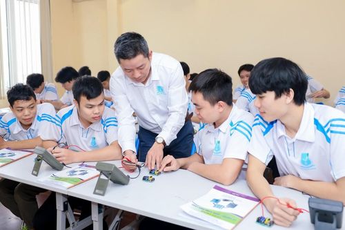 Bộ GD&ĐT ban hành chuẩn mới cho trường nghề, yêu cầu 70% học viên có việc làm
