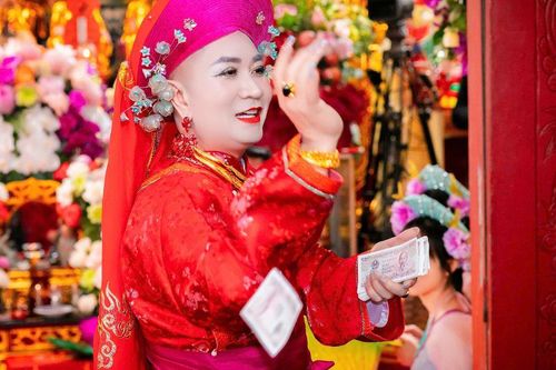 Bắc Ninh: Bất cập và giải pháp phát huy bản sắc văn hóa tốt đẹp tín ngưỡng thờ Mẫu