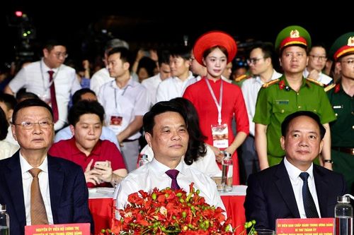 Trưởng Ban Tuyên giáo và Dân vận Trung ương Trịnh Văn Quyết dự khai mạc Lễ Hội Hoa Phượng đỏ 2026: 'Hải Phòng - Hội tụ - Tỏa sáng'