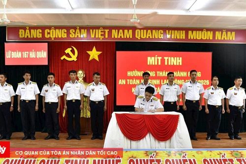 Vùng 2 Hải quân đồng loạt phát động tháng hành động an toàn lao động