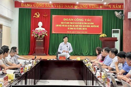 Đoàn công tác Ban tổ chức Tỉnh ủy và Sở Nội vụ làm việc 4 xã về công tác tổ chức, nội vụ