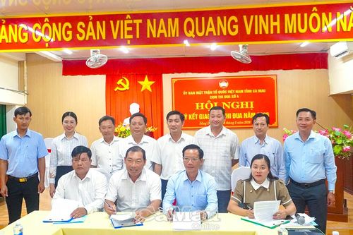 Ký kết giao ước thi đua, nâng cao hiệu quả công tác Mặt trận ở cơ sở