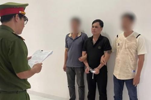 Phá đường dây môi giới mại dâm giá 'khủng' cho khách nước ngoài ở Lâm Đồng