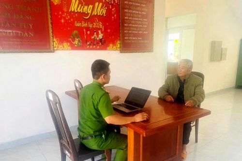 Người đàn ông 75 tuổi giao cấu với trẻ em bị bắt sau 12 năm trốn truy nã