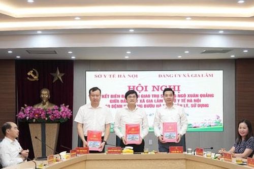 Xã Gia Lâm: Bàn giao trụ sở số 6 Ngô Xuân Quảng cho Bệnh viện Ung bướu Hà Nội
