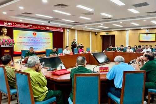 Hội Cựu chiến binh phường Ô Chợ Dừa kỷ niệm Ngày sinh Chủ tịch Hồ Chí Minh và Chiến thắng Điện Biên Phủ