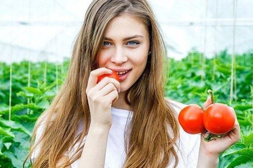 Phụ nữ U40 nên ăn 5 loại quả giúp chống nắng tự nhiên mùa hè: Hỗ trợ ngăn tia UV, tăng sinh collagen, làm chậm lão hóa