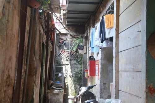 Ninh Bình: Sau nhiều năm bám trụ trong khu chung cư xuống cấp, hàng chục hộ dân sắp được 'giải cứu'
