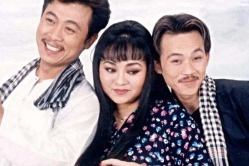 Vân Sơn tuổi 65: 'Nhà xe ổn định, tôi không còn áp lực cơm áo gạo tiền'