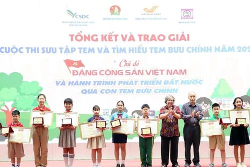 Hơn 1,2 triệu bài dự thi tham gia Cuộc thi sưu tập và tìm hiểu tem Bưu chính 2026