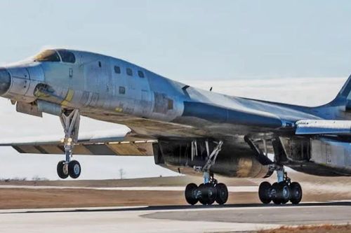 Mỹ hồi sinh oanh tạc cơ B-1B từ 'nghĩa địa máy bay' để vá lỗ hổng sức mạnh chiến lược