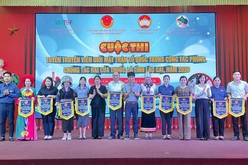 Người Mặt trận lan tỏa thông điệp 'không khói thuốc'