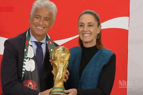 [Video] Đề xuất rút ngắn năm học vì World Cup gây tranh cãi tại Mexico