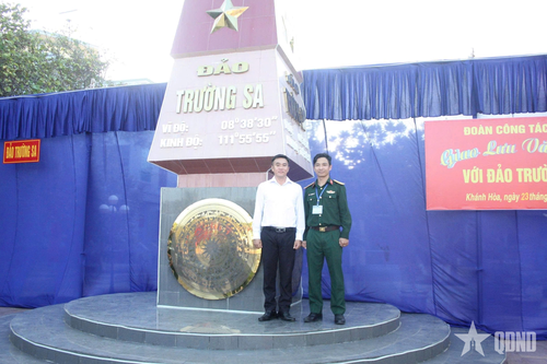 Tiếng gọi thân thương giữa Trường Sa