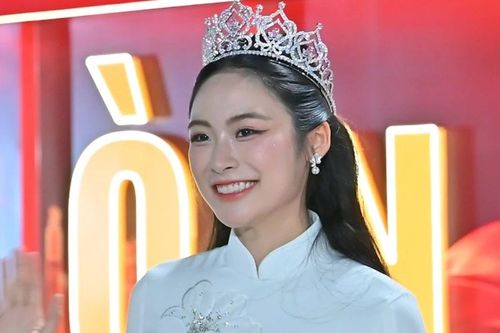 Á hậu Vân Nhi trở thành đại sứ du lịch Hải Phòng