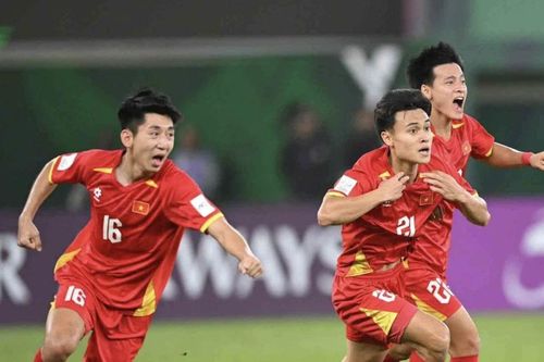 Lò đào tạo Phạm Lý Đức, Nhật Minh 'săn' tài năng mới