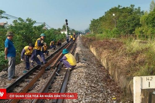 Siết chặt an toàn đường sắt: Không còn 'vùng trống' trong xử phạt vi phạm
