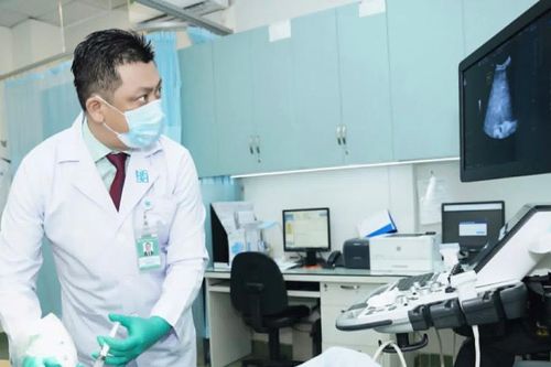 Từ cú sốc 'treo kim' đến bác sĩ cắt đường sống của u gan