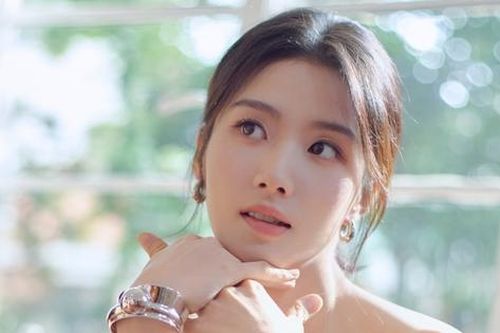 Nữ diễn viên mới nổi nhưng là 'nỗi khiếp sợ' của các nam thần