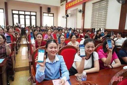 Cẩm Xuyên tăng cường đào tạo kỹ năng số cộng đồng